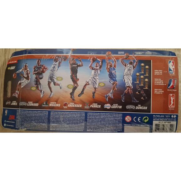 Jabari Parker McFarlane Figure NBA 26 Series Milwaukee Bucks Rookie Damaged Box - Picture 4 of 4